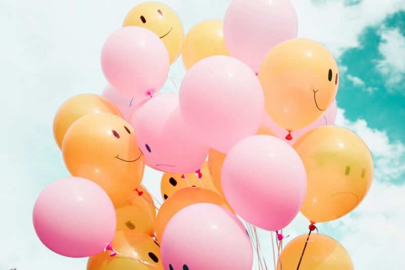 “I’m 25” – Women and Covering Up Their Real Age with Humor